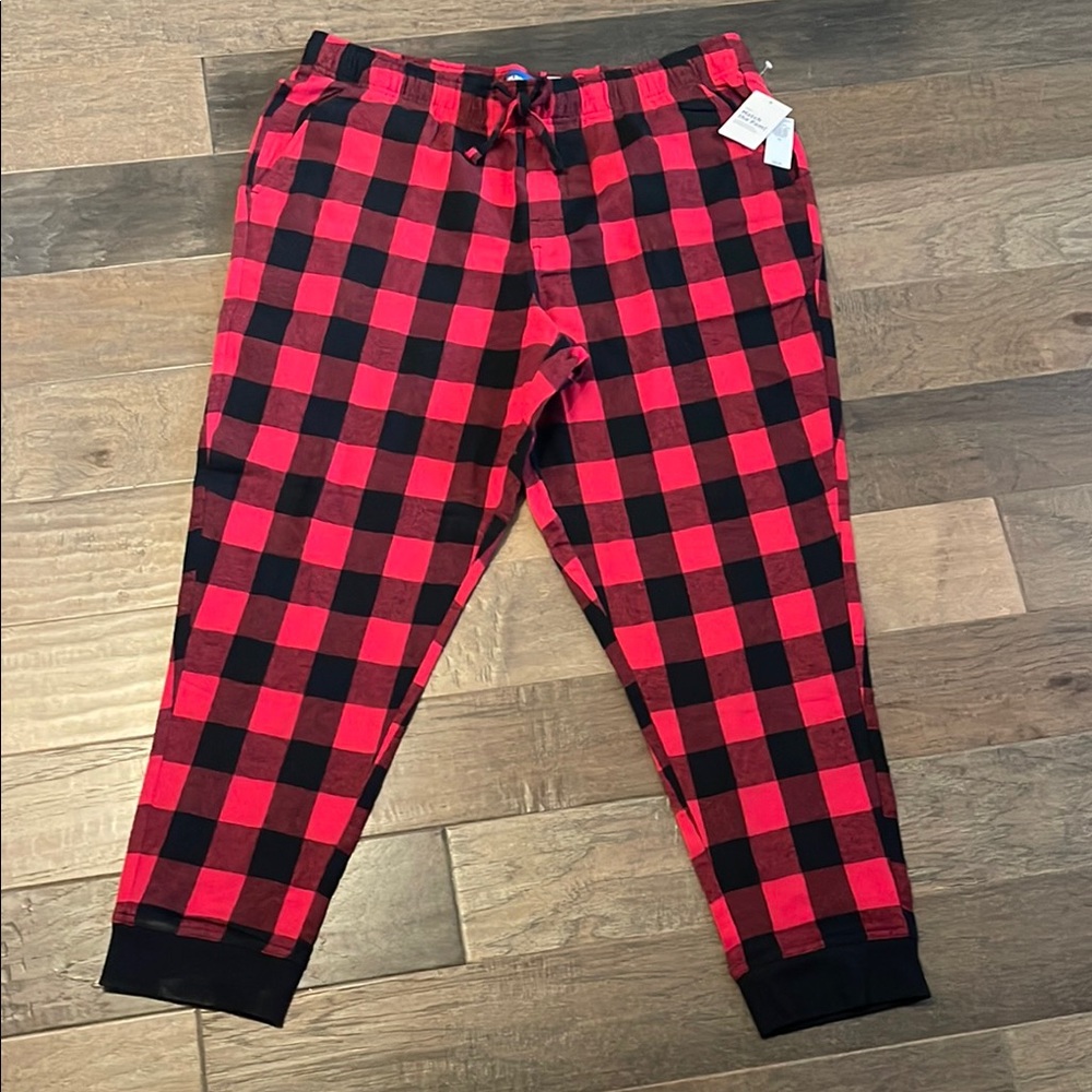 NWT Old Navy Buffalo Plaid Flannel Jogger Pajama Pants | XL | Red & Black
